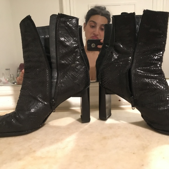 Stuart Weitzman Sexy Snakeskin Boots 8.5 - Picture 4 of 5